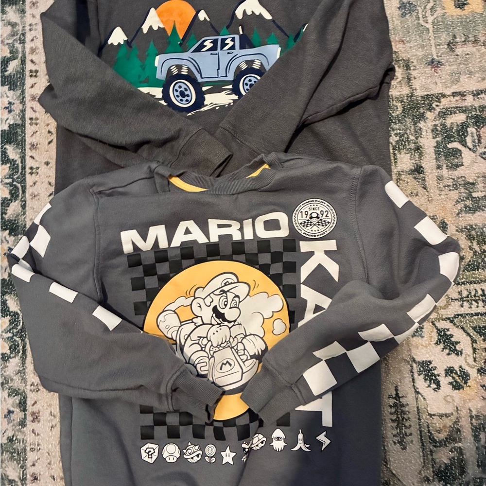 Graphic Kids Sweatshirt - Gray & Yellow